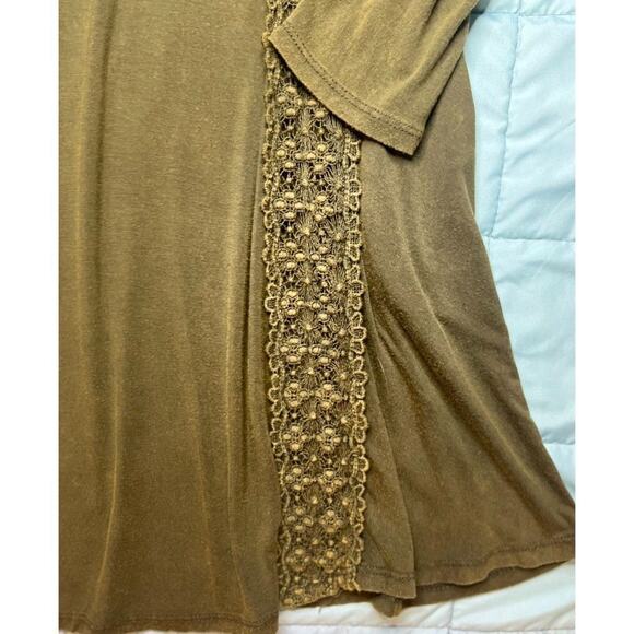 Altar'd state Long Sleeve Laced dress Size Medium - Picture 2 of 6